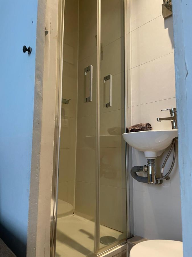 Home Sweet Home Pigalle Montmartre Париж Екстериор снимка