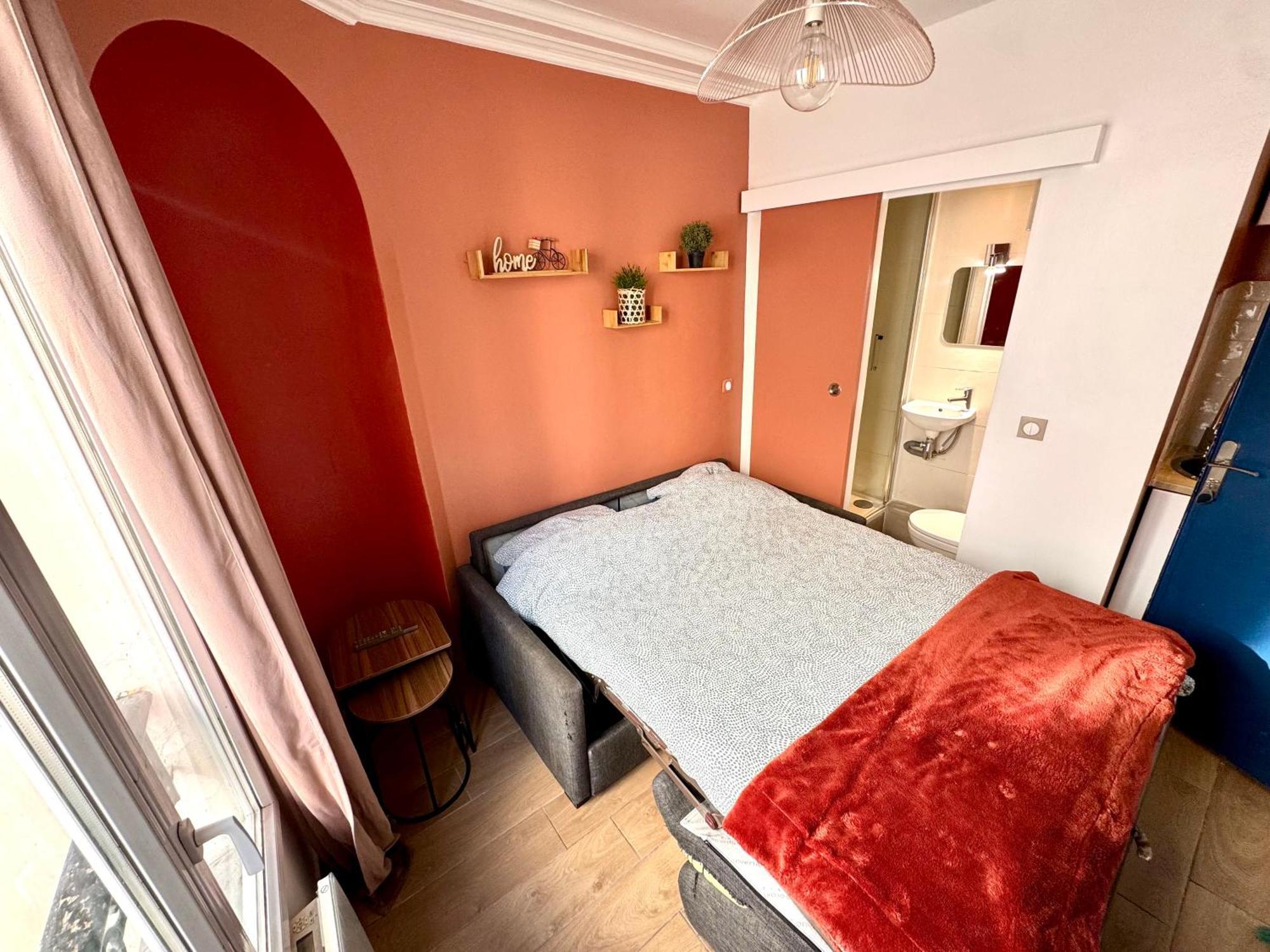 Home Sweet Home Pigalle Montmartre Париж Екстериор снимка